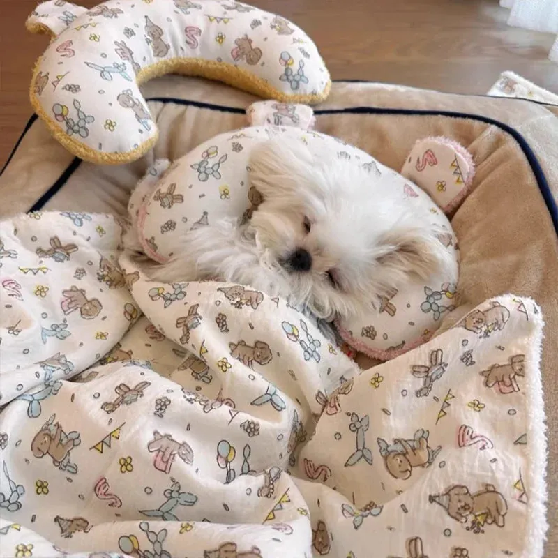 Cozy Coral Fleece Dog Blanket - Perfect for All Seasons