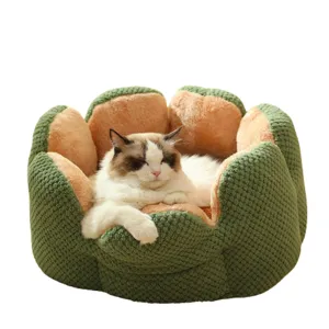 Pat and Pet Emporium | Pet Beds | Warm Cactus Petal Pet Nest